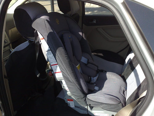 2010 Ford Focus with Baby Safety Seats
